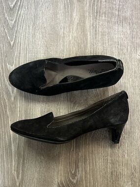 Eurosoft by Sofft Faux Suede Pump Kitten Heel